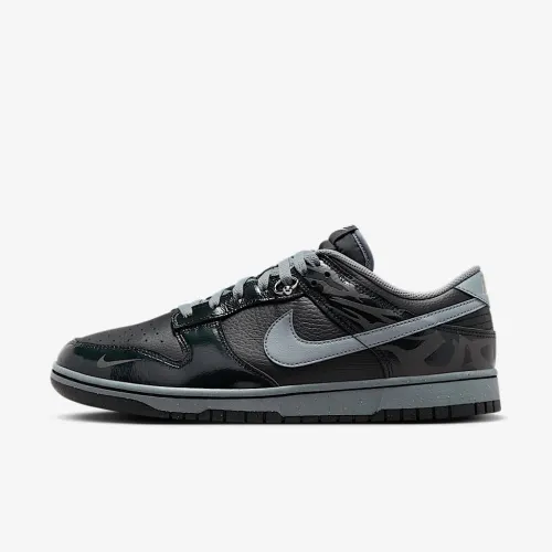 Nike Dunk Low Retro 