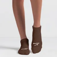 NikeSKIMS женская Dri-FIT Ankle носки (3 пары) цвет коричневый