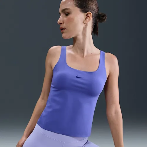 Nike Form женская Tank Top цвет фиолетовый