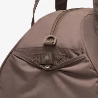 Nike Gym Club Duffel сумка (24L) цвет коричневый