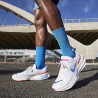 Nike Invincible 3 чоловічі Road Running Кросівки колір білий