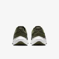 Nike Quest 5 чоловічі Road Running Кросівки колір зелений