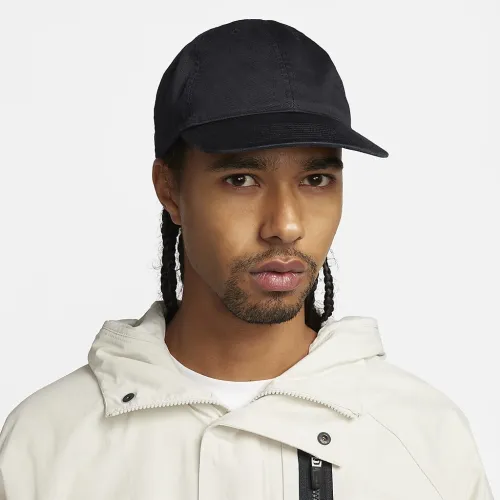 Nike Club Unstructuцвет красный Flat Bill Cap цвет черный