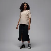 Nike Jordan жіноча Graphic футболка колір коричневий
