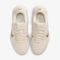 Nike Flex Experience Run 12 жіноча Road Running Кросівки колір коричневий