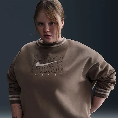 Nike Sportswear Phoenix Fleece женская оверсайз Graphic Crew-Neck свитшот (большие размеры) цвет коричневый