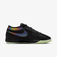 Nike Book 1 