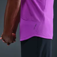 Nike Pro тренувальні чоловічі Dri-FIT Short-Sleeve Top колір фіолетовий