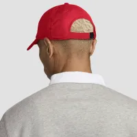 Nike Dri-FIT Club Unstructuколір червоний Metal Swoosh Cap колір червоний