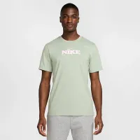 Nike Sportswear чоловічі футболка колір зелений