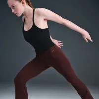 Nike Zenvy женская С высокой Талией Flaцвет красный лосины цвет красный