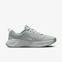 Nike MC Trainer 3 жіноча для тренування Кросівки колір сірий