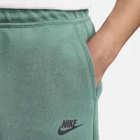 Nike Sportswear Tech Fleece мужские шорты цвет зеленый