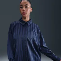 Nike Sportswear жіноча оверсайз Jacquard Striped Button-Down Shirt блакитний