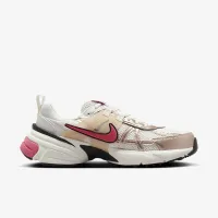 Nike V2K Run женская Кроссовки цвет коричневый