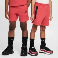 Nike Tech Fleece Little дитячі Tee and шорти комплект колір червоний