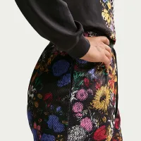 Nike Essential жіноча Dri-FIT 4