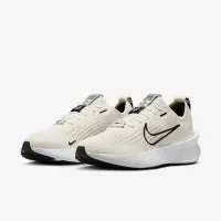 Nike Interact Run женская Road Running Кроссовки цвет белый
