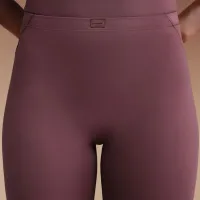 NikeSKIMS Matte жіноча З високою талією Footsie Grip лосіни колір червоний
