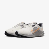 Nike Quest 5 мужские Road Running Кроссовки цвет белый
