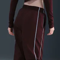 Nike Sportswear Windrunner женская Woven Pants цвет красный