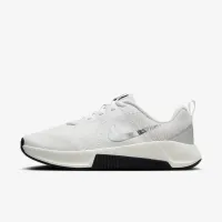 Nike MC Trainer 3 Premium жіноча для тренування Кросівки колір білий