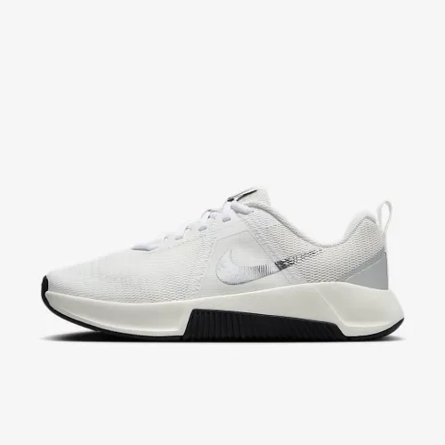 Nike MC Trainer 3 Premium жіноча для тренування Кросівки колір білий