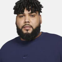 Nike Sportswear Premium Essentials чоловічі футболка блакитний
