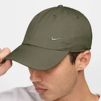 Nike Dri-FIT Club Unstructuколір червоний Metal Swoosh Cap колір зелений