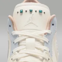Nike Air Jordan 1 Low женская Кроссовки цвет белый