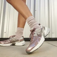 Nike V2K Run Кросівки колір фіолетовий
