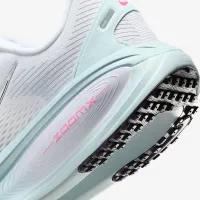 Nike Vomero 18 жіноча Road Running Кросівки колір білий