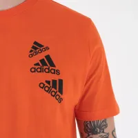 Футболка adidas Essentials BrandLove HL9388 - помаранчева