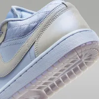 Nike Air Jordan 1 Low SE женская Кроссовки цвет серый