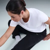 Nike One женская Therma-FIT Mid-Rise Fleece Pants цвет черный