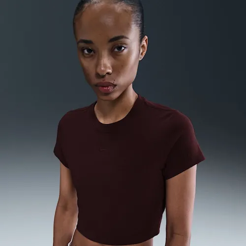 Nike Sportswear Chill Knit женская Cropped футболка цвет красный