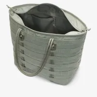 Nike Sportswear RPM Tote (26L) цвет зеленый