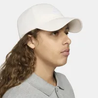 Nike Club Unstructuколір червоний Futura Wash Cap колір білий