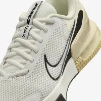Nike Air Max Alpha Trainer 6 чоловічі для тренування Кросівки колір білий