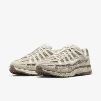 Nike P-6000 Кросівки колір коричневий