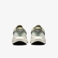Nike Revolution 8 мужские Road Running Кроссовки цвет зеленый