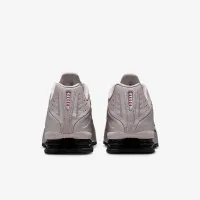 Nike Shox R4 чоловічі Кросівки колір сірий