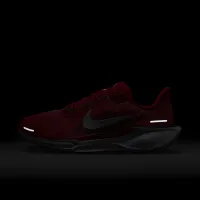 Georgia Pegasus 41 чоловічі Nike College Road Running Кросівки колір червоний
