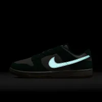 Nike Dunk Low SE чоловічі Кросівки колір сірий