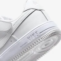 Nike Force 1 Low EasyOn Little дитячі Кросівки колір білий