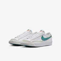 Nike Blazer Low '77 Big дитячі Кросівки колір білий