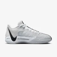 Nike Sabrina 1 