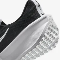 Nike Interact Run EasyOn чоловічі Road Running Кросівки колір чорний