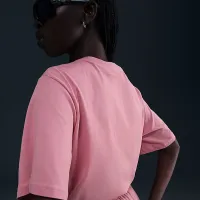 Nike Sportswear Essential жіноча футболка Pink