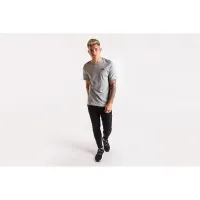 Nike Sportswear Club мужские футболка цвет серый